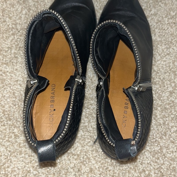 Lucky Brand Two Textured Black Boots Size 9 - Picture 6 of 6